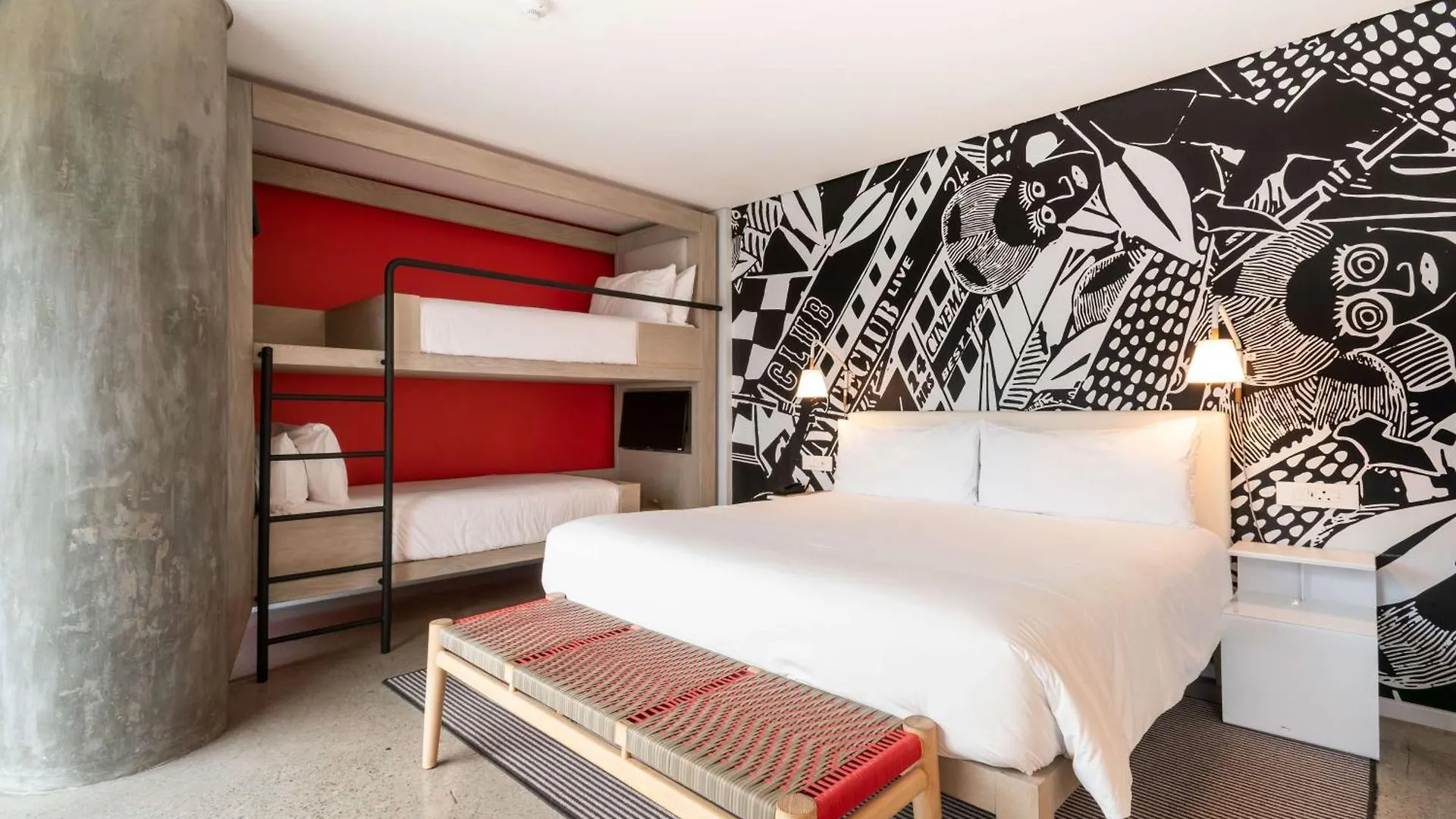 Radisson Red Hotel V&A Waterfront Cape Town