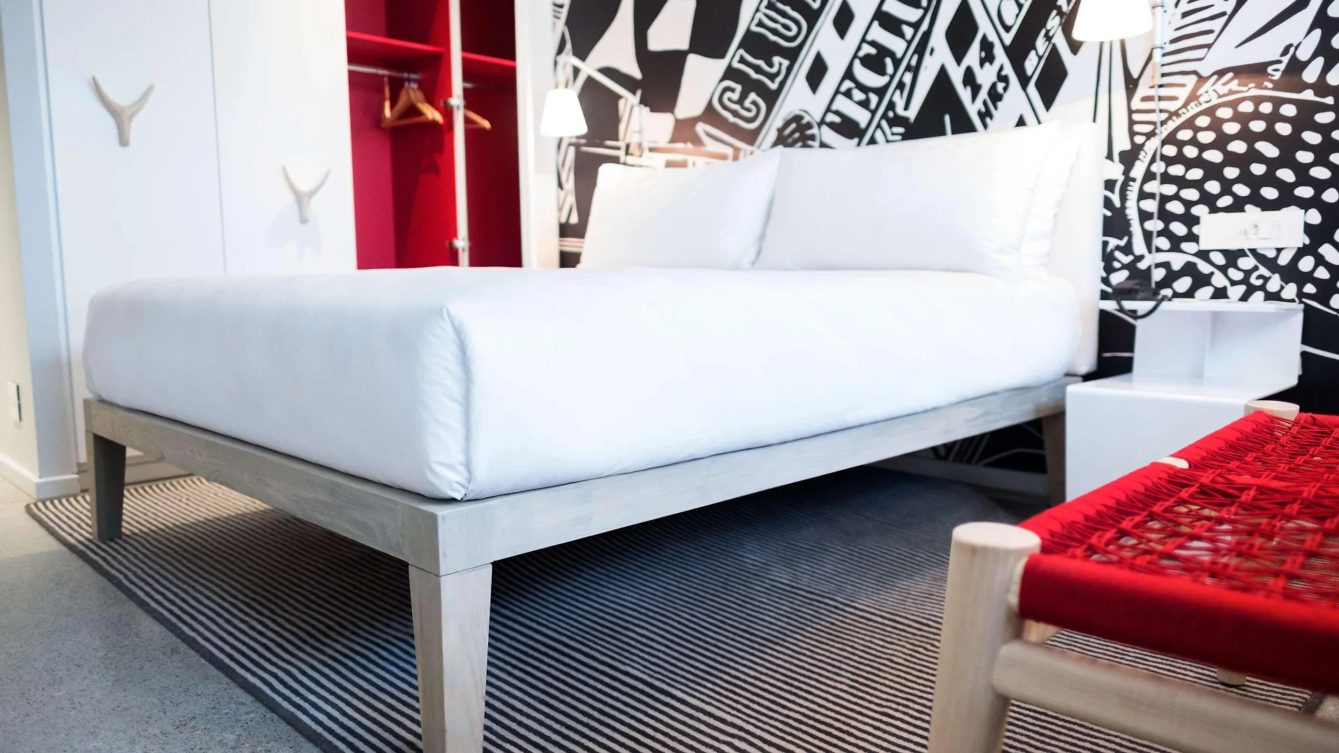 Radisson Red Hotel V&A Waterfront Cape Town