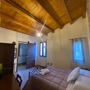 Sutta L'archi 3*, Alia Italia