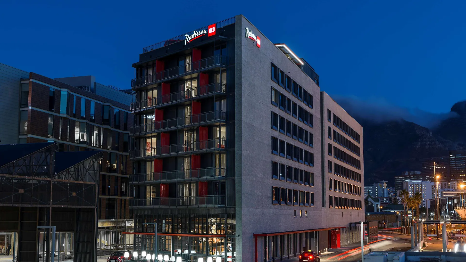 Radisson Red Hotel V&A Waterfront Cape Town