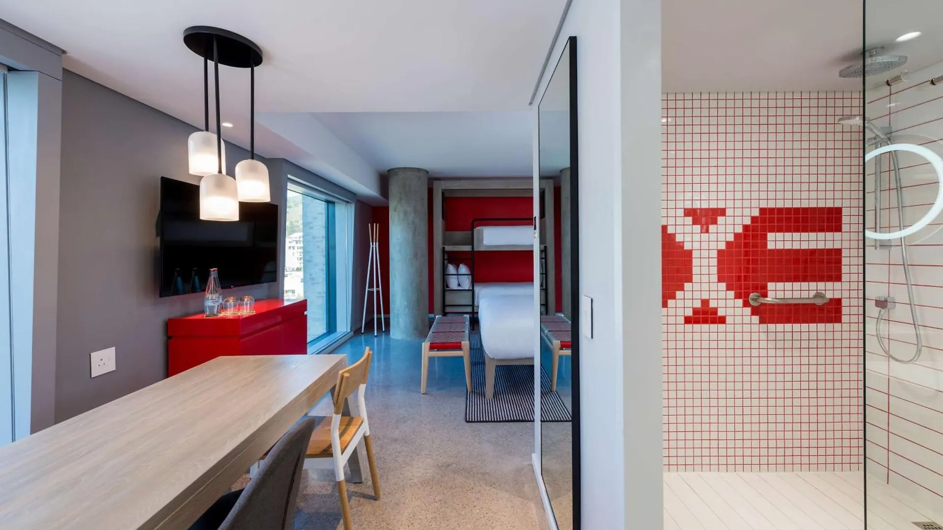 Radisson Red Hotel V&A Waterfront Cape Town