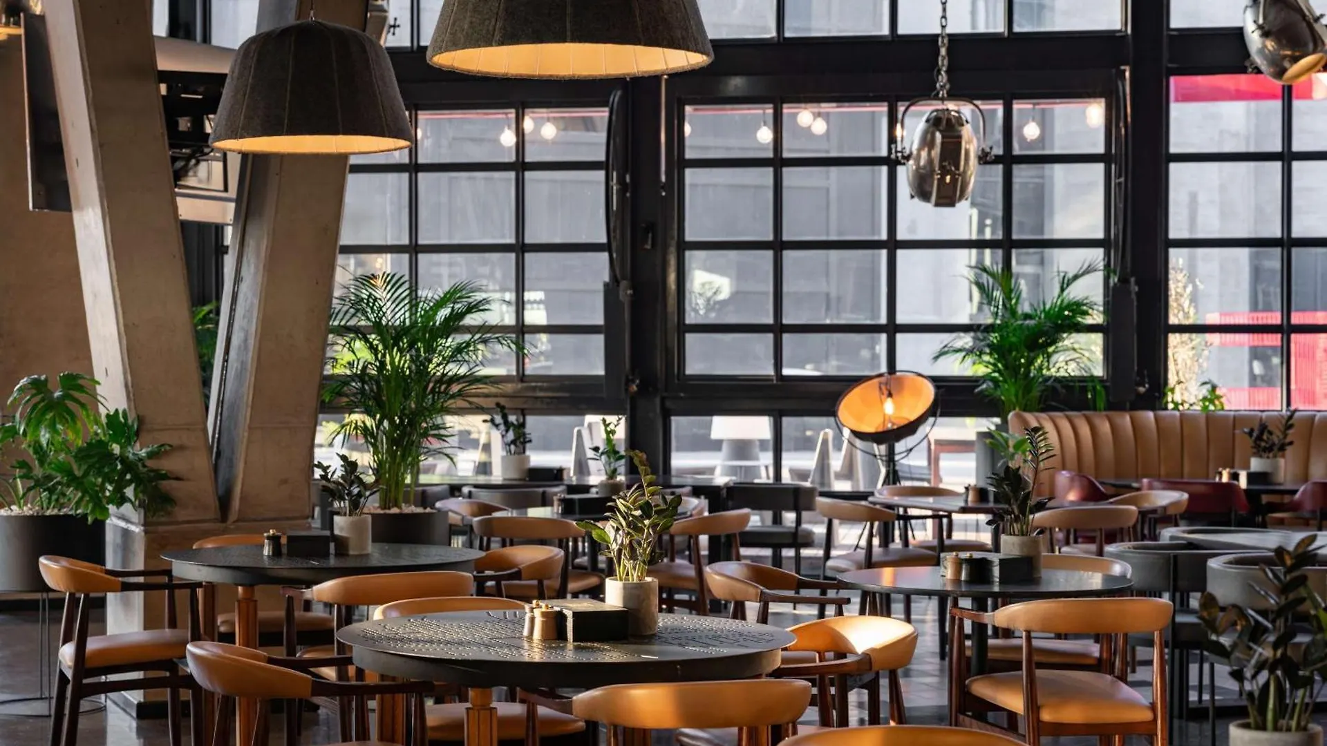 Radisson Red Hotel V&A Waterfront Cape Town